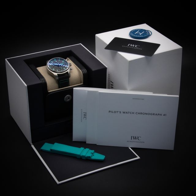 IWC Pilot's Chrono IW388108 Image 7